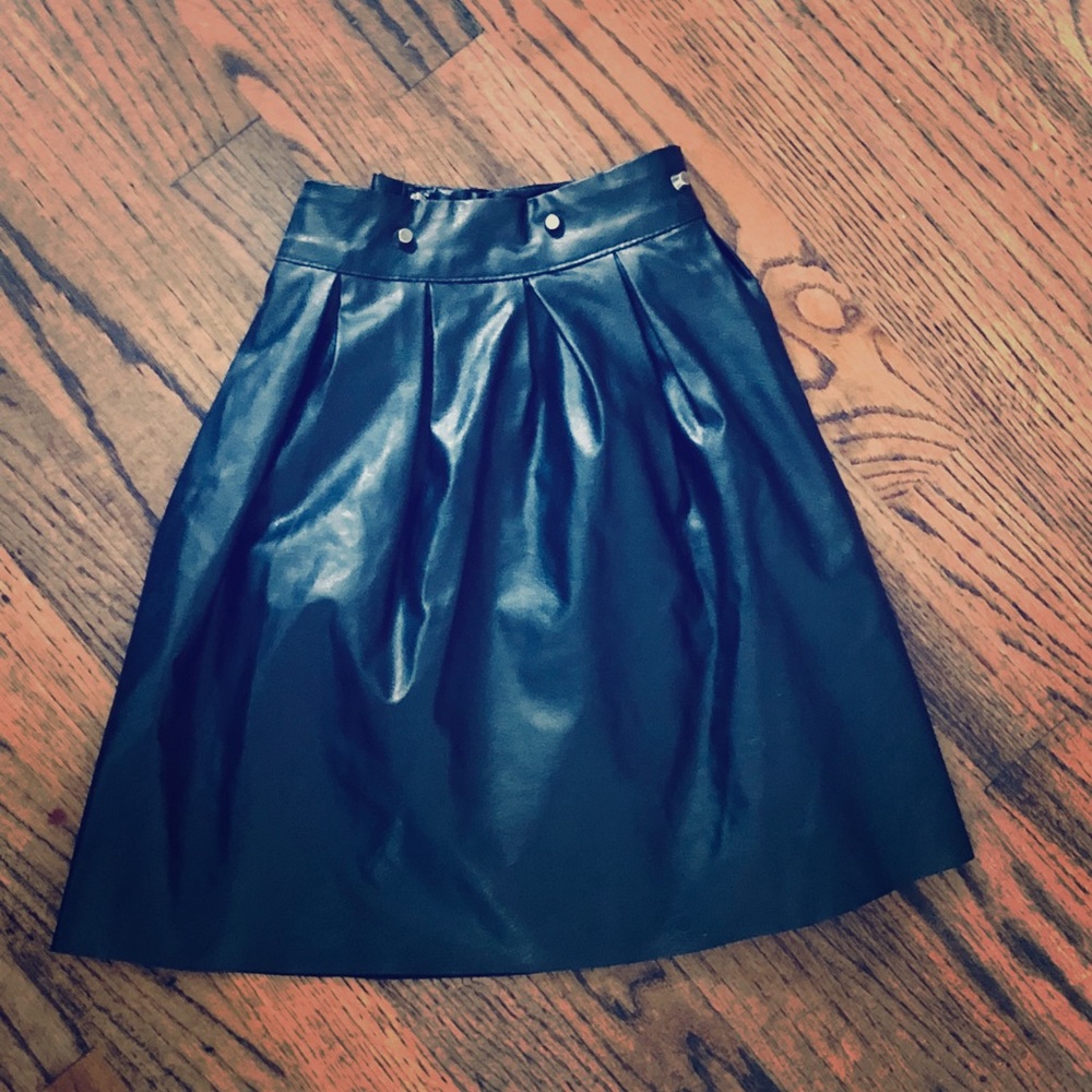 Black Skirt!!!